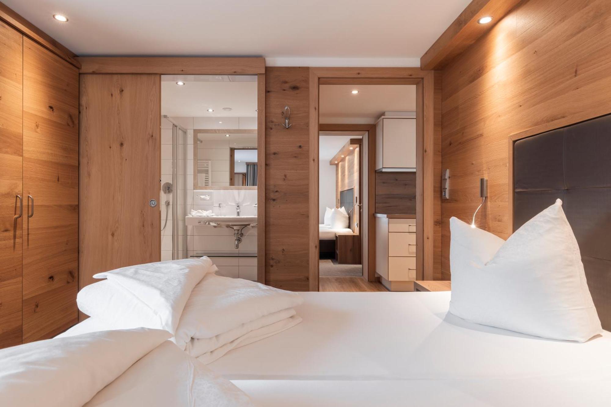 Schmid Rooms & Apartments Ischgl Exterior photo