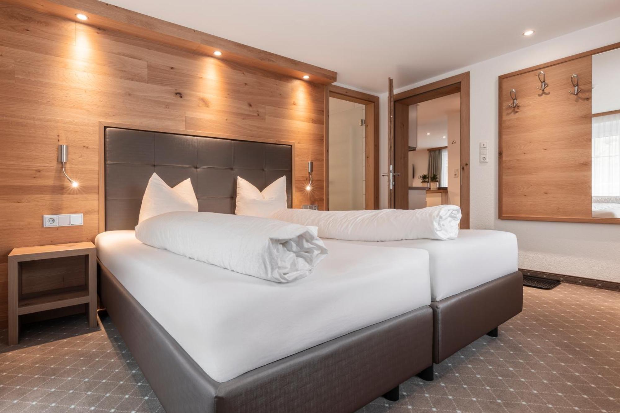 Schmid Rooms & Apartments Ischgl Exterior photo