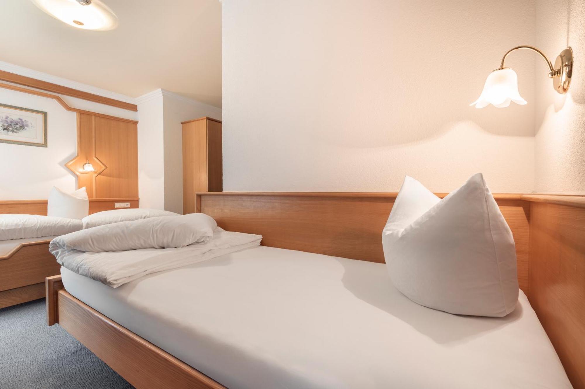 Schmid Rooms & Apartments Ischgl Exterior photo