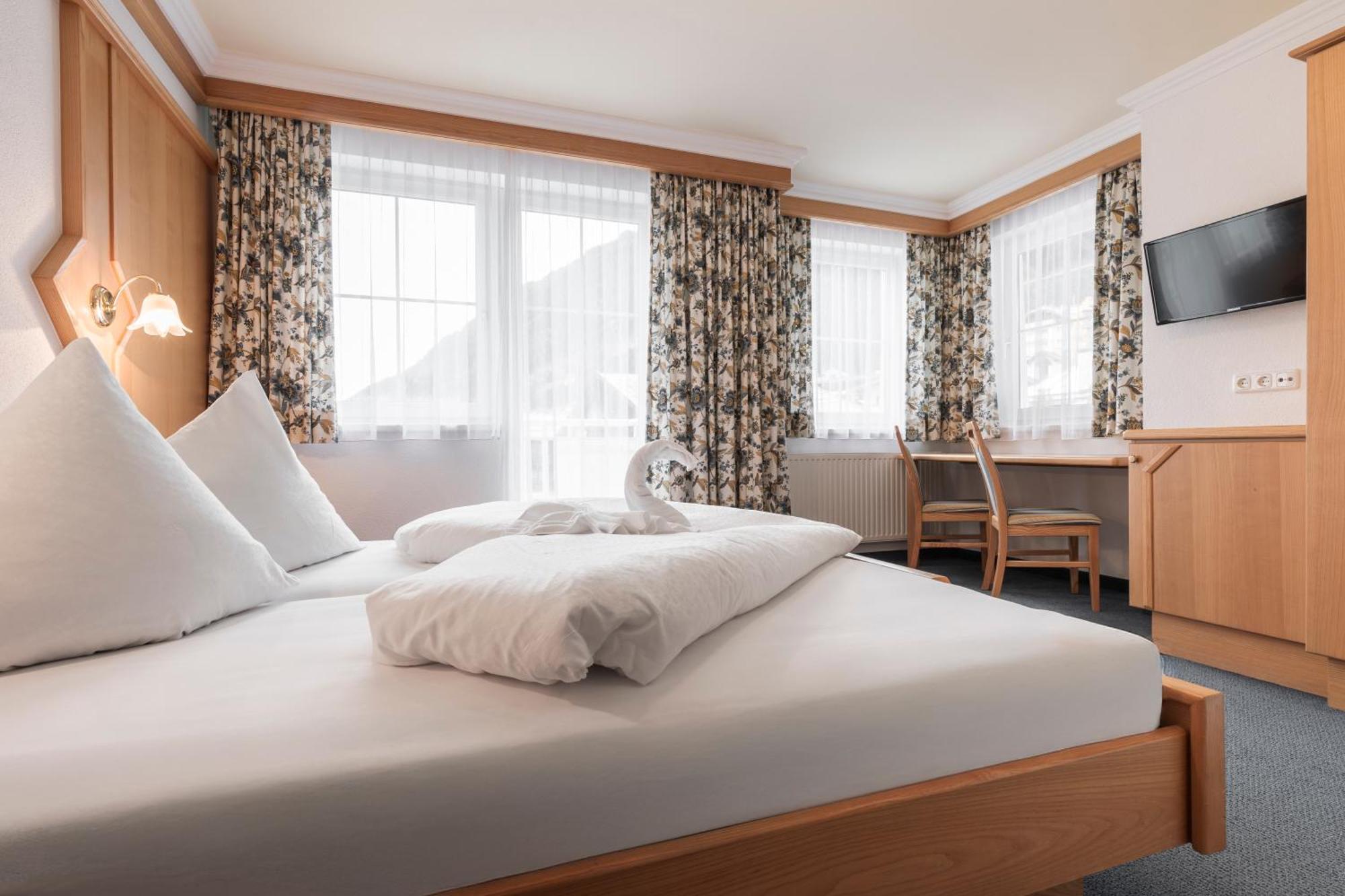 Schmid Rooms & Apartments Ischgl Exterior photo